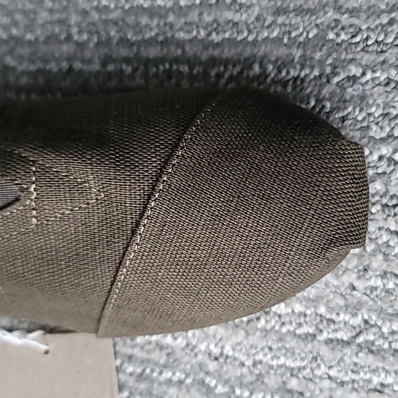 NWT TOMS Alpargata Heritage Canvas, Size 7.5, Color Canteen Green - Picture 8 of 13